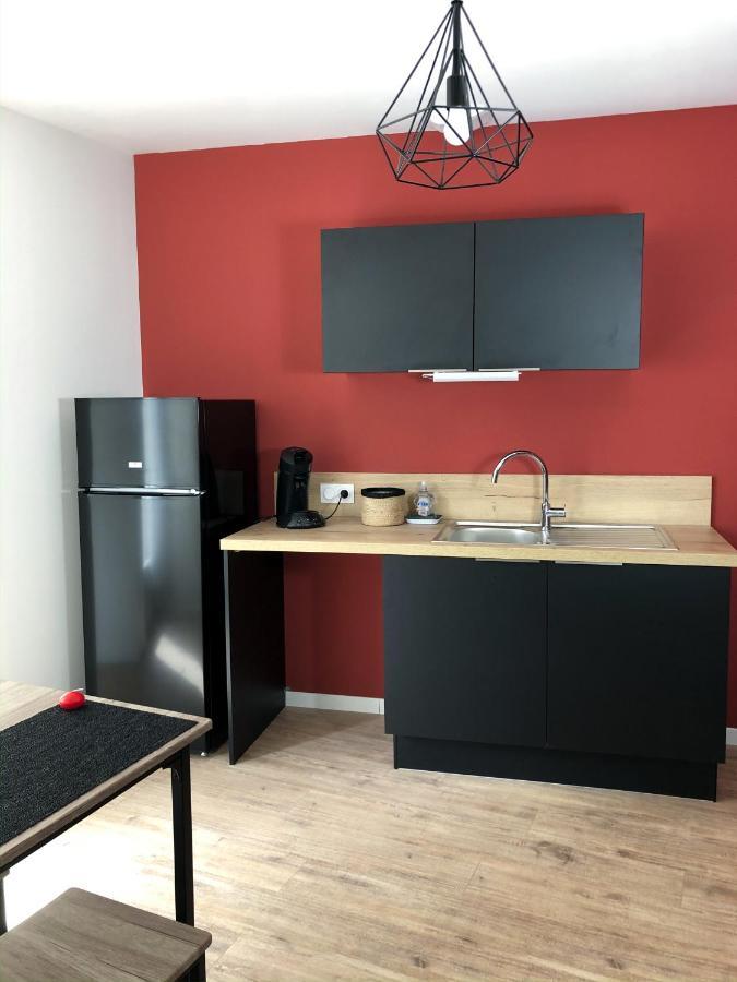 Grand Appartement Fonctionnel Proche Centre-Ville Saumur Exteriör bild